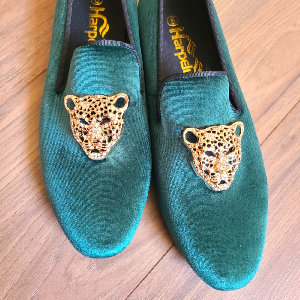 Velvet green leopard loafer flats
